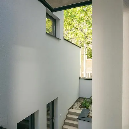 Cozy Ottakring Apartment Vienna Exterior photo